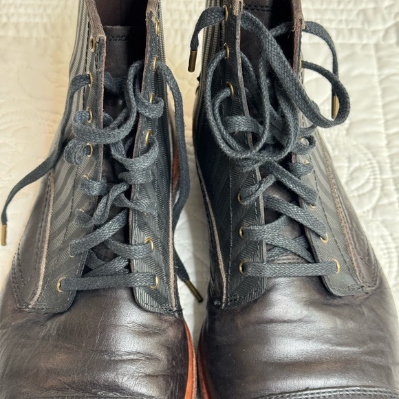 Timberland Black Leather Boots - Picture 7 of 9